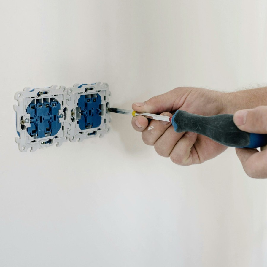 Instalacje elektryczne