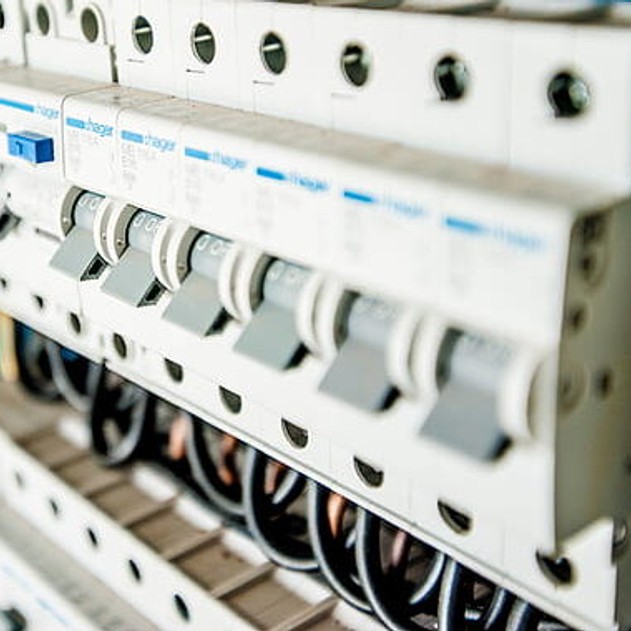 Instalacje elektryczne